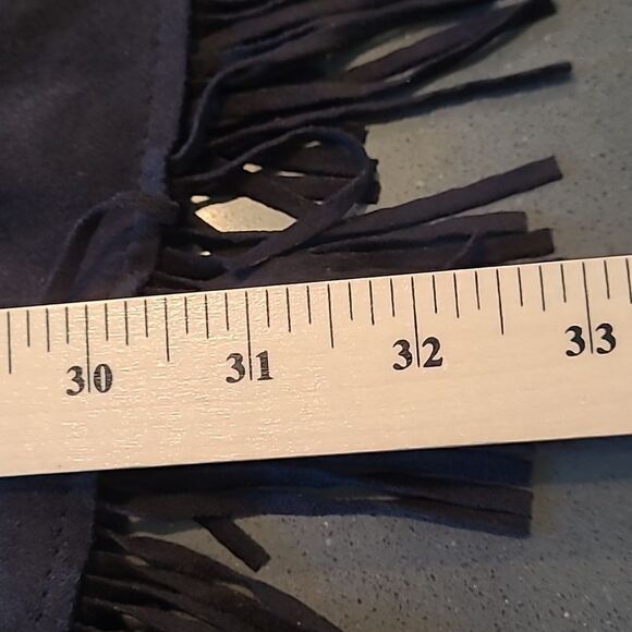 TCEC  sz L black fringed vest, Asymmetrical hem, 2 side pockets - Picture 9 of 11